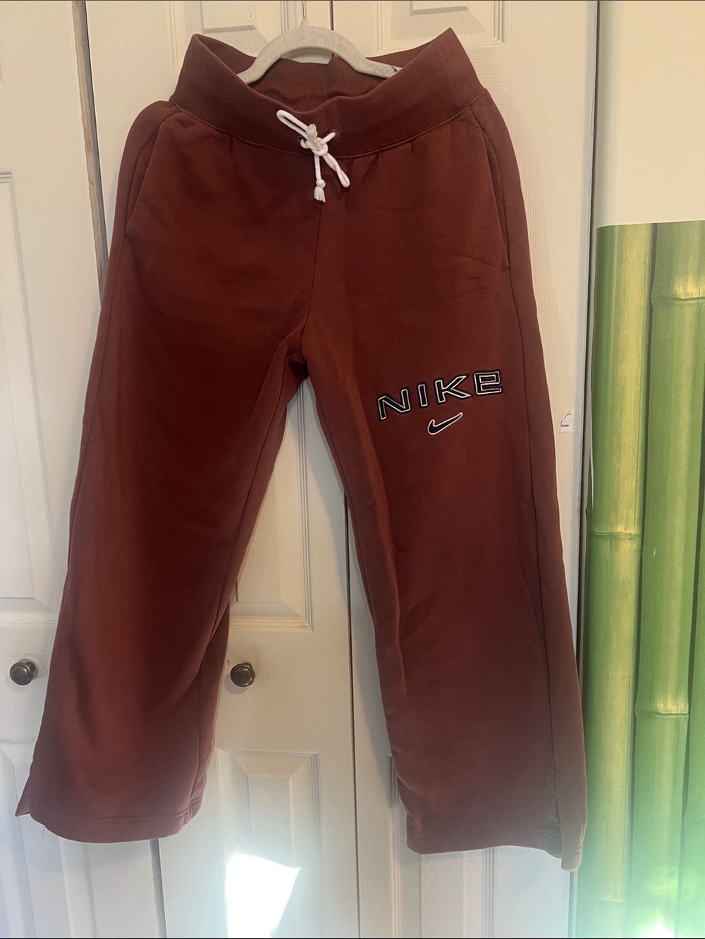 Nike Sportswear Phoenix Fleece High-Waisted Wide-Leg Logo Pants